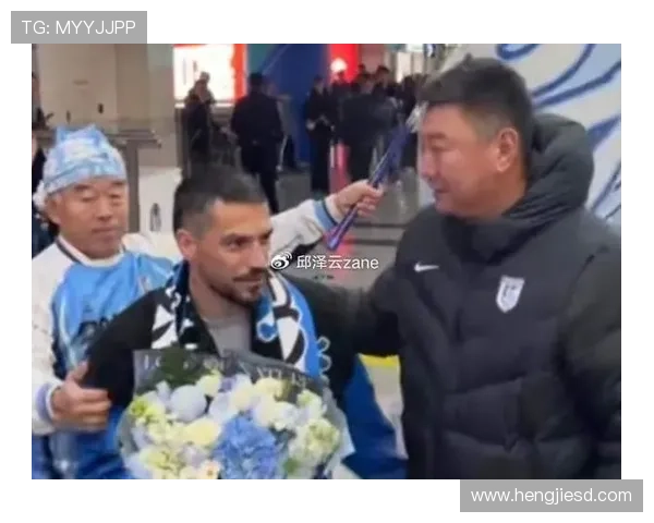 中超再聚首斯坦丘晒三镇旧友合照