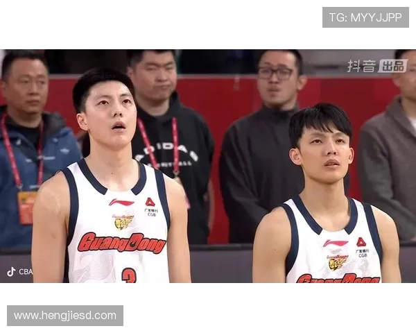 胡明轩爆发徐杰低迷球队迎反弹